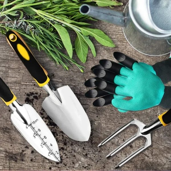 4-Pack Gardening Kit with Trowel, Cultivator, Gloves - Image 2